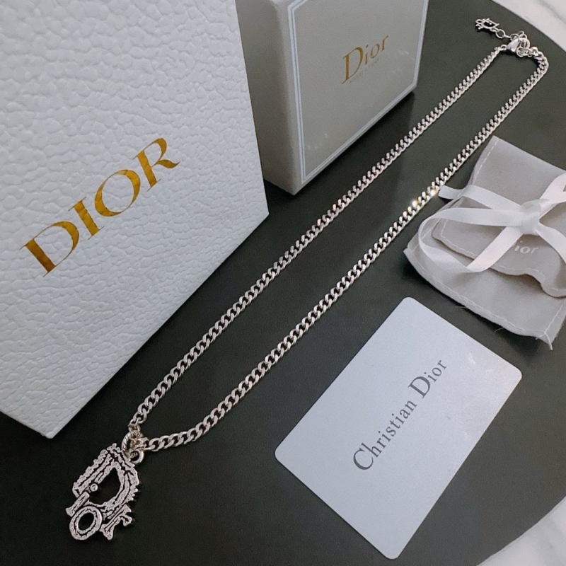 chr1st1an D10r necklaces